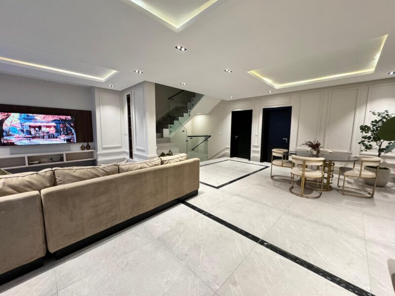 D'Babs- 4Bedroom