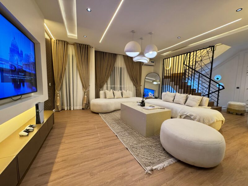 D'Babs- 3Bedroom apartment