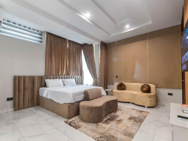 4 Bedroom Apartment