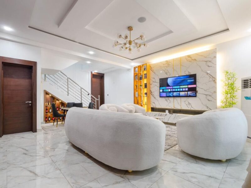 4 Bedroom Apartment