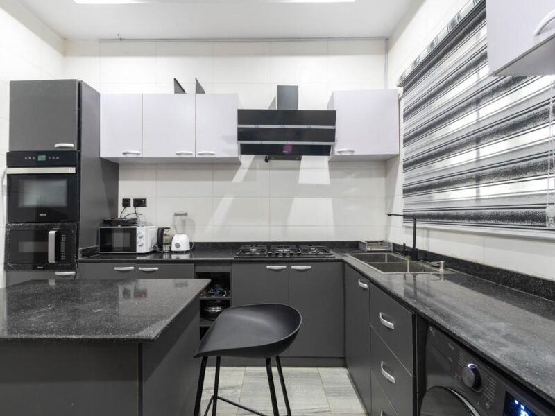 4 Bedroom Apartment