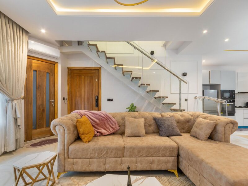 2 bedroom Maisonette